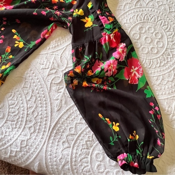 Cabi 5706 Thespian Blouse Floral Sheer Ruffles‎ romantic SIZE SMALL - Picture 6 of 8